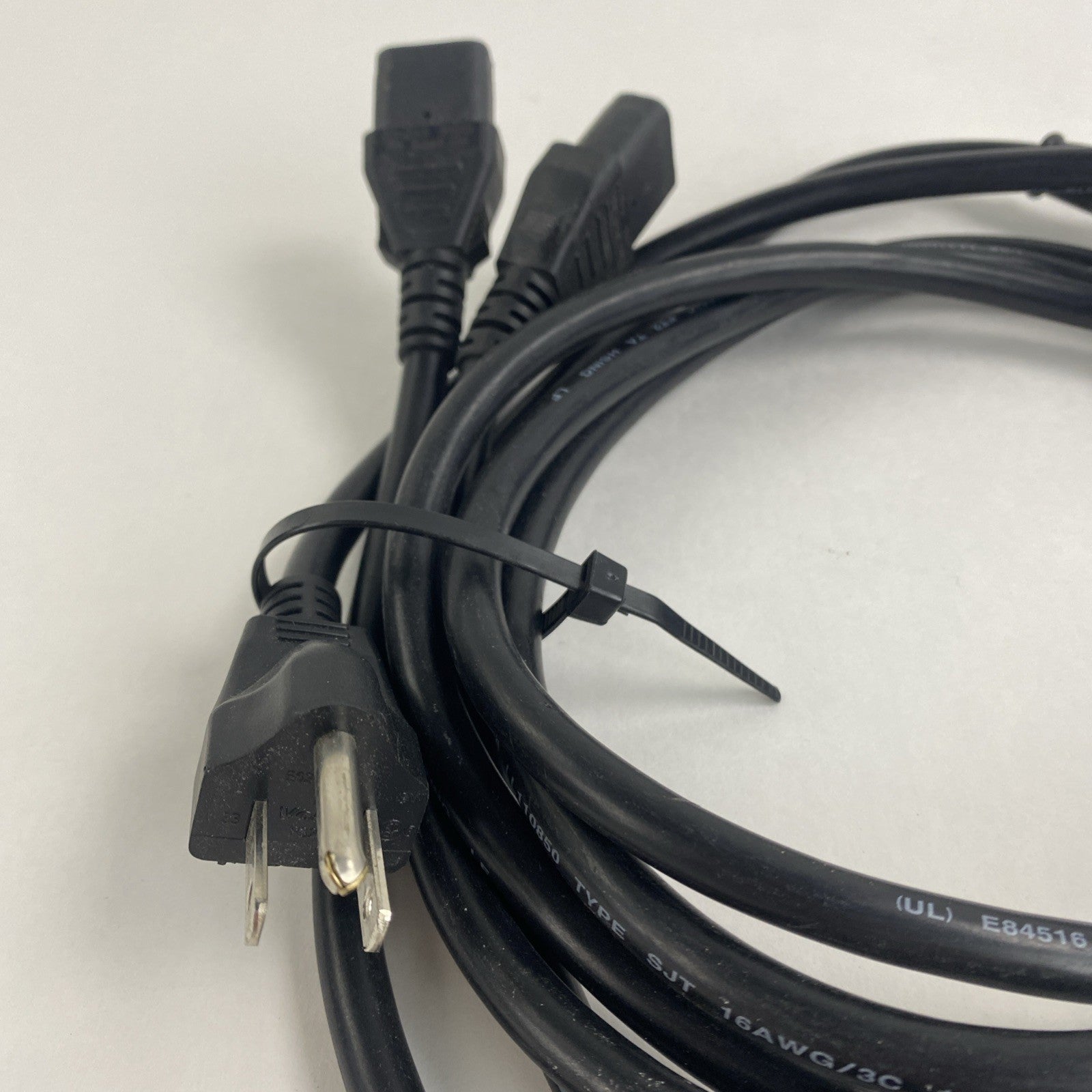 Volex E84516 Duo Cord Mix Lot w/ Volex LL2126 Power Cords Lot of 36