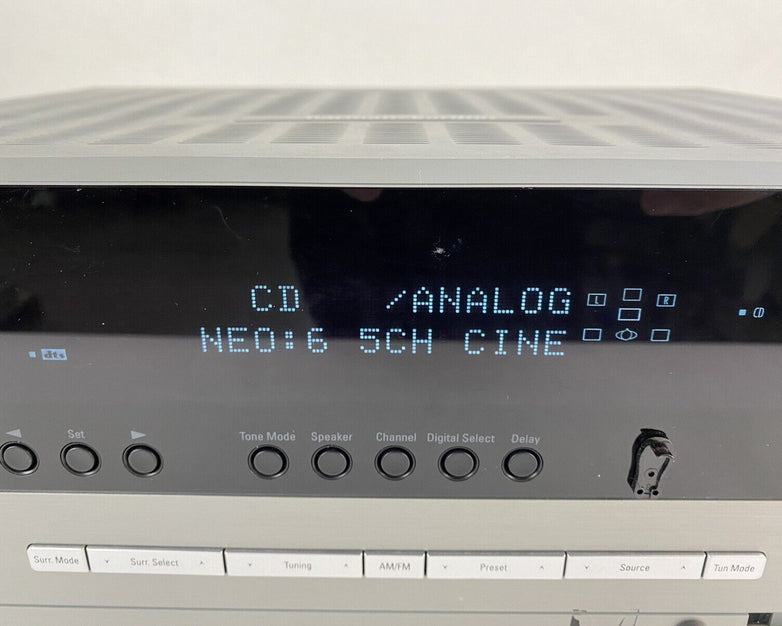 For Parts or Repair Harman Kardon AVR 145 AV Surround Receiver No Remote