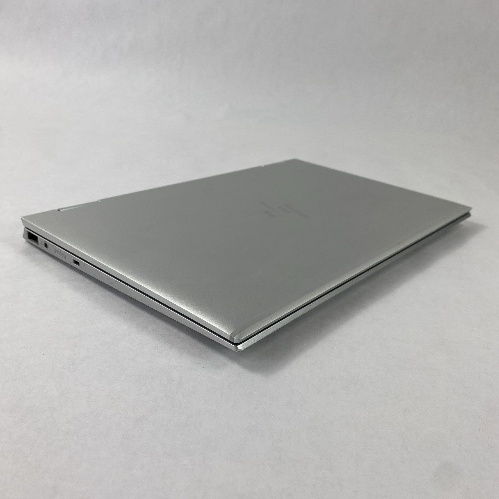 HP EliteBook x360 1030 G8 13.3" Touch i7-1185G7 3.00 GHz 16 GB RAM No HDD No OS