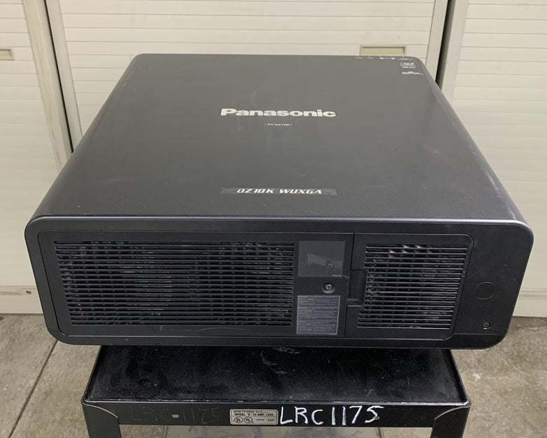 Panasonic PT-DZ10KU WUXGA DLP Lamp Projector 172 H - Tested No Lens No Remote