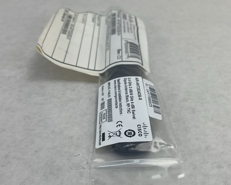 Cisco Antenna AIR-ANT2524DB-R Lot of 2