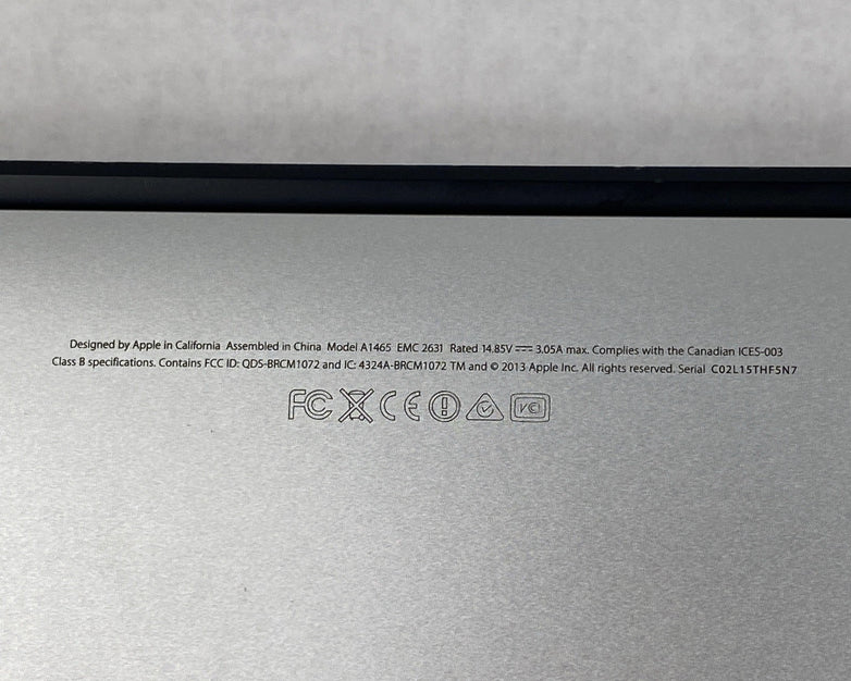 Apple A1465 MacBook Air 2013 11" 1.3Ghz i5 4GB RAM 120GB SSD os11.7.1 321 Cycles