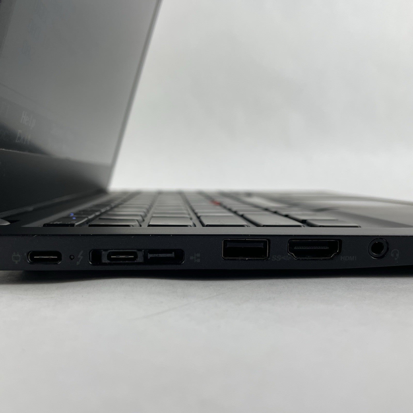 Lenovo ThinkPad T490s 14" i5-8365U 1.60 GHz 8 GB RAM No SSD/OS/AC - Bad Corner8