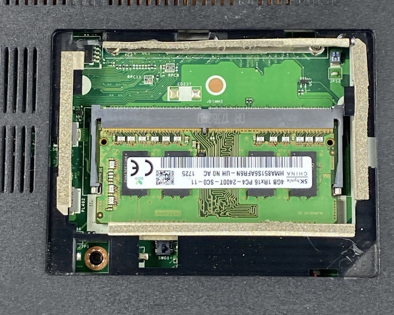 Acer Aspire A517-51 Core i7-8550U 1.8 GHz 8 GB RAM 17.3" No Battery No HDD No OS