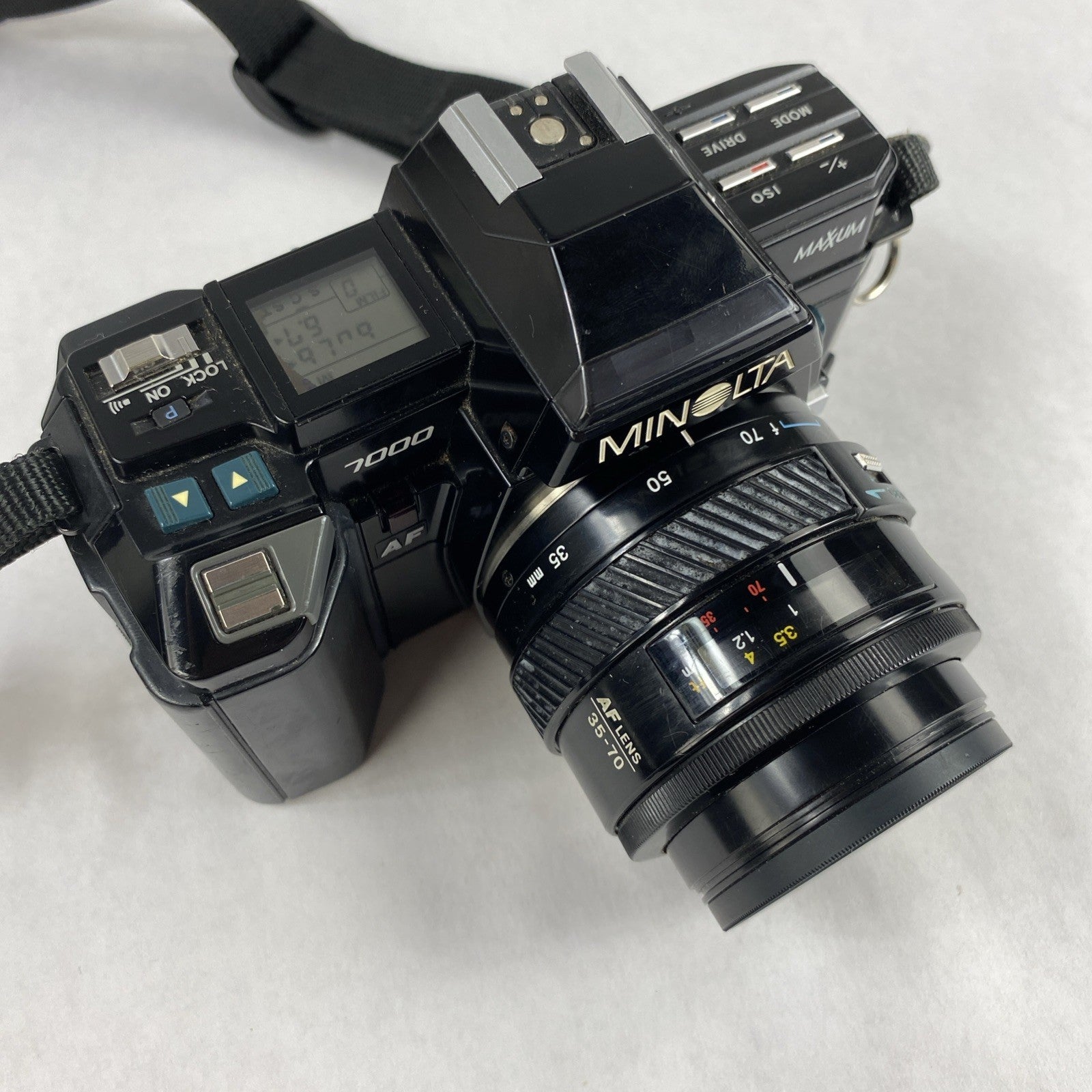 Minolta Maxxum 7000 AF SLR 35mm Film Camera With Extra Lens and Flash Attachment16