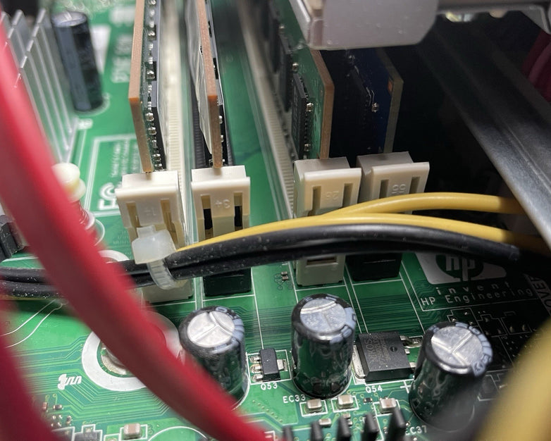 HP Pro 3000 SFF Pentium Dual-Core E6700 3.20 GHz 8 GB RAM No HDD No OS