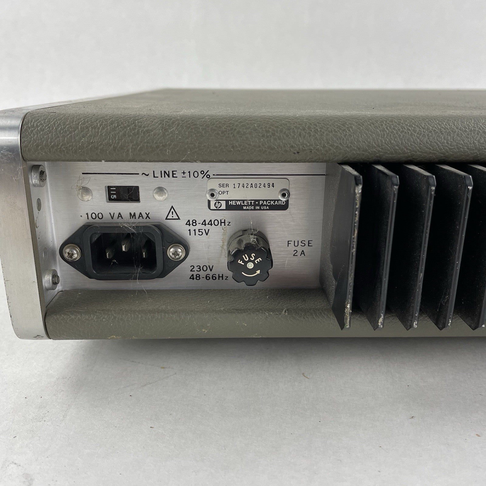 Hewlett-Packard HP 8443A Tracking Generator Counter .5 1300MHz Untested