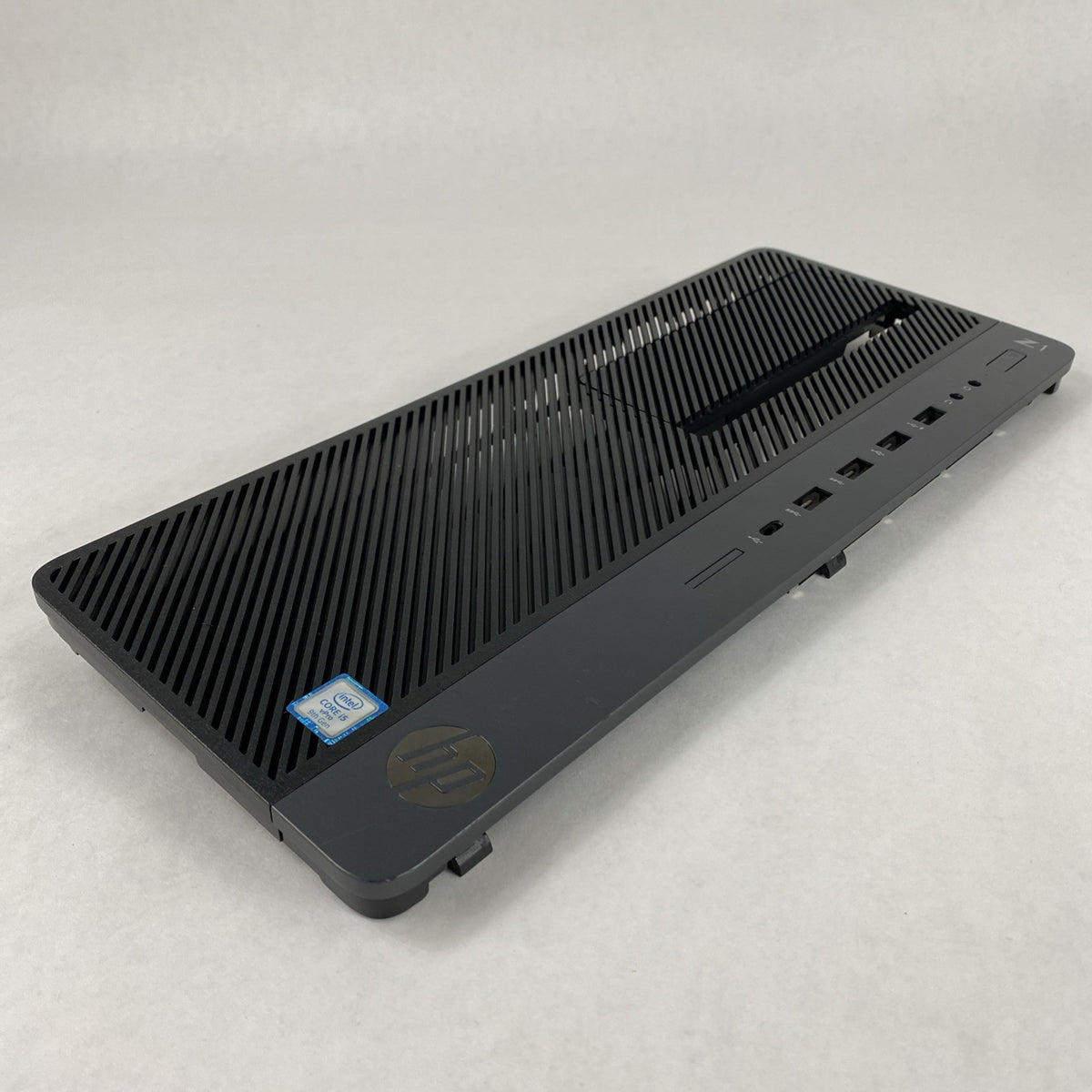 HP LI3883 001 Z1 Front Bezel Broken Clip0