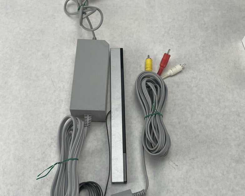 Nintendo Wii RVL-001 Tested & Reset Console With Cords