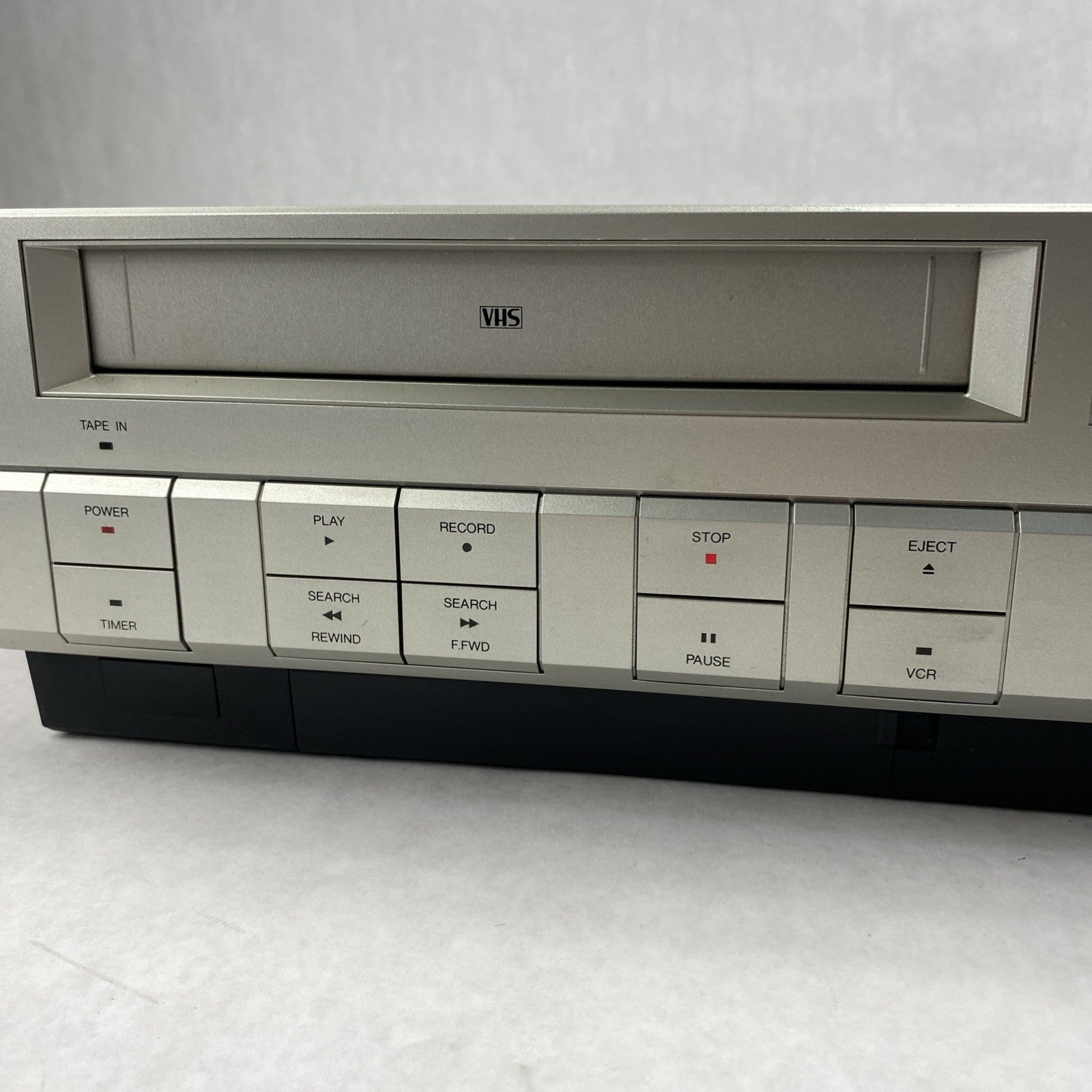 RCA SelectaVision VKT300 VCR VHS Player/Recorder No Remote - For Parts or Repair7