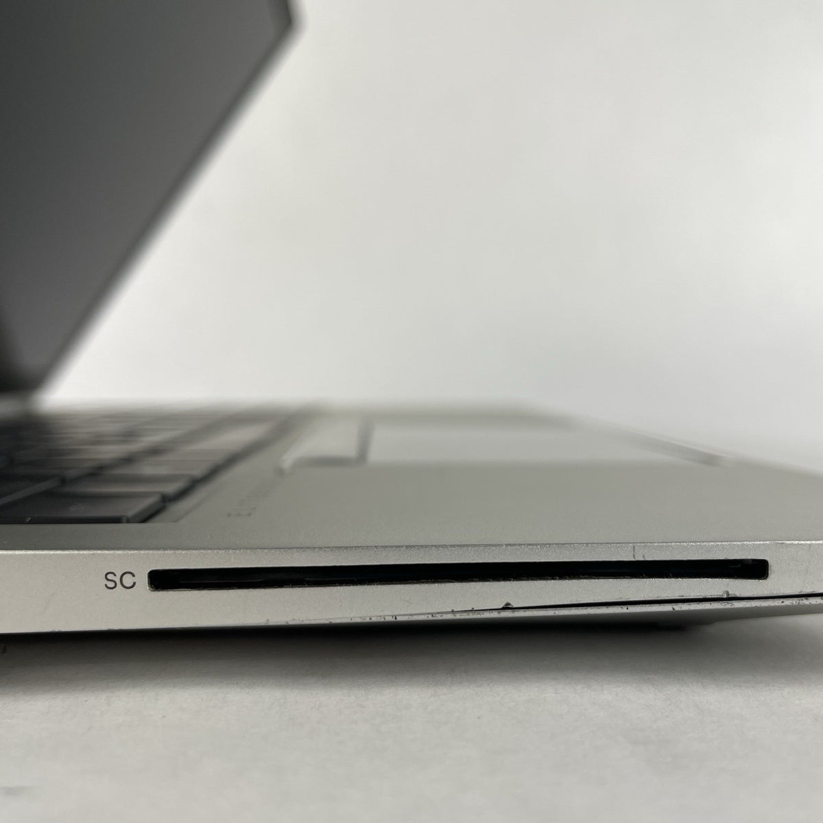 HP EliteBook 850 G8 15.6" i7-1185G7 3.00 GHz 16 GB RAM No SSD/OS/AC7