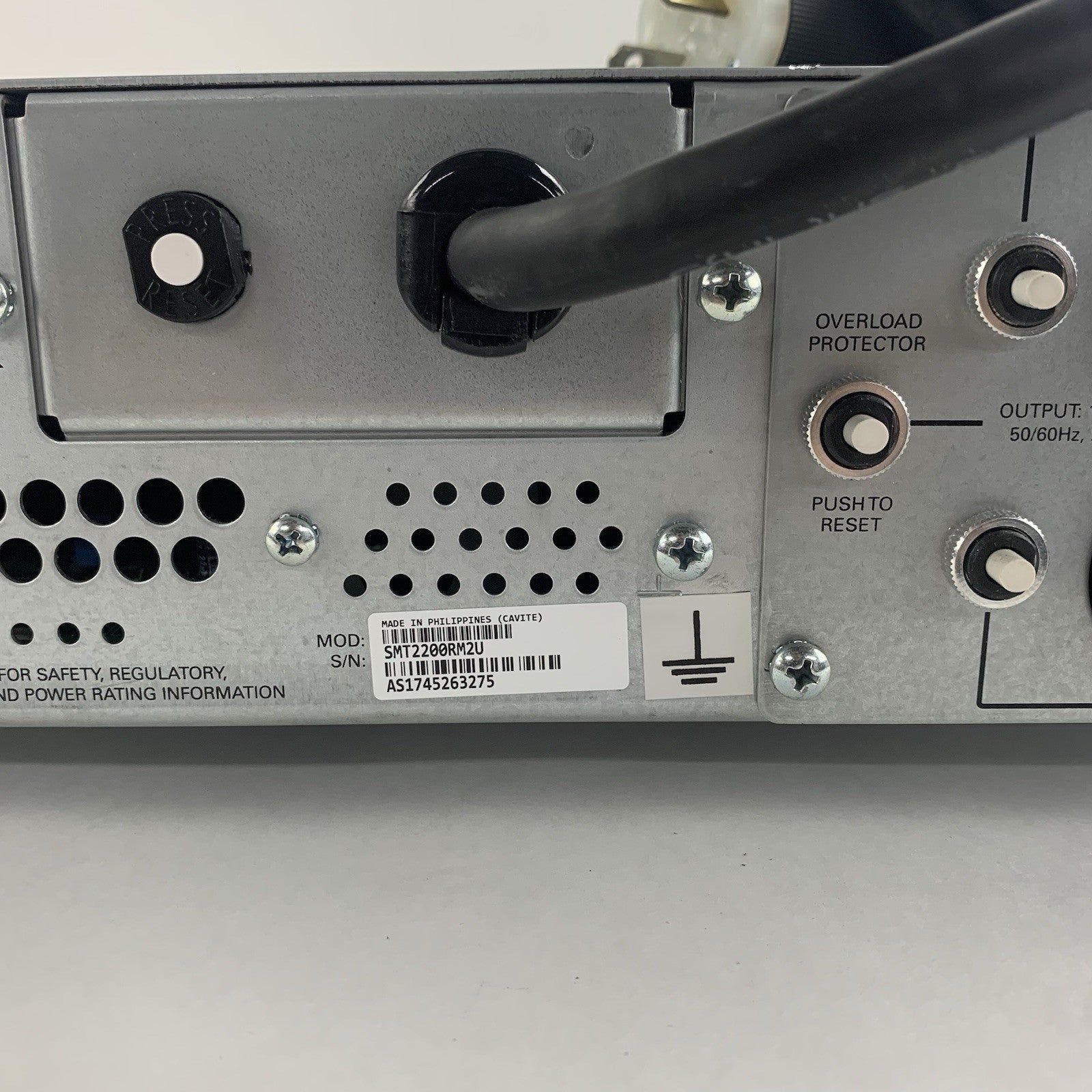 APC SMT2200RM2U Smart-UPS 2200VA Power Backup Tested No Face Plate No Batteries9