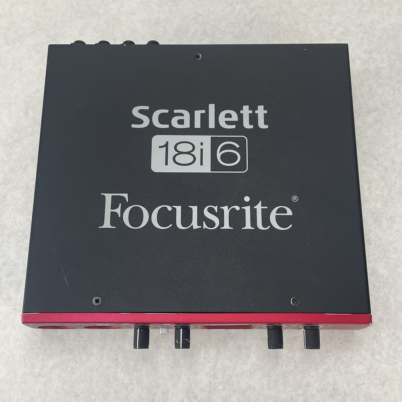 Focusrite Scarlett 18i6 USB Audio Interface Gain For Parts or Repair5