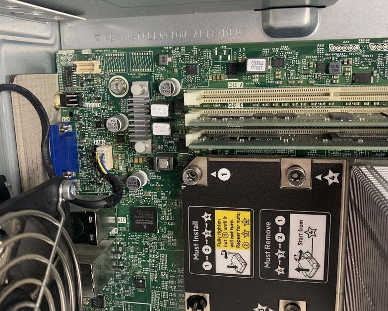 HP ML110 Gen10 8xSFF Server 1x Bronze 3104 1.7 GHz 24 GB Ram No HDD No OS