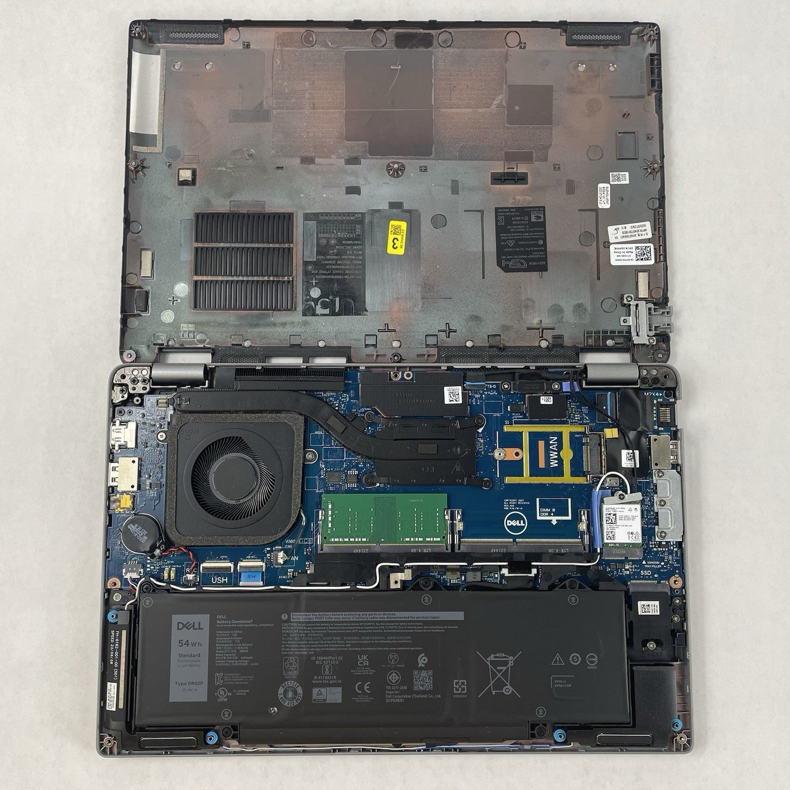 Dell Latitude 5440 14" i5-1345U 4.35 GHz 8 GB RAM No SSD/OS/AC - Bad Bottom15