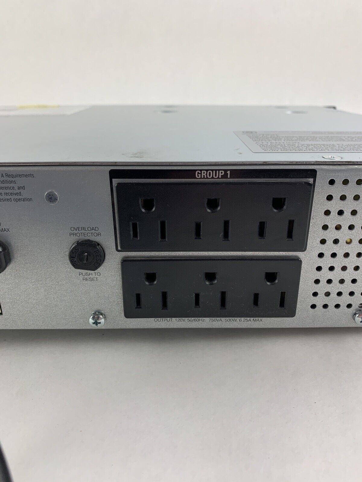 APC SMT750RM2U Smart UPS 750 Battery Backup No Battery Tested