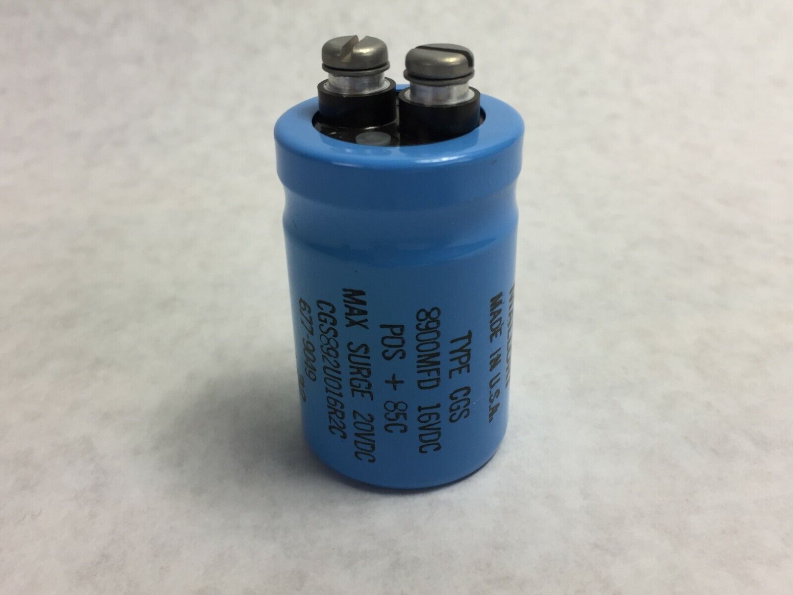 Mallory 8900MFD 16VDC Capacitor CGS892U016R2C 677-9049