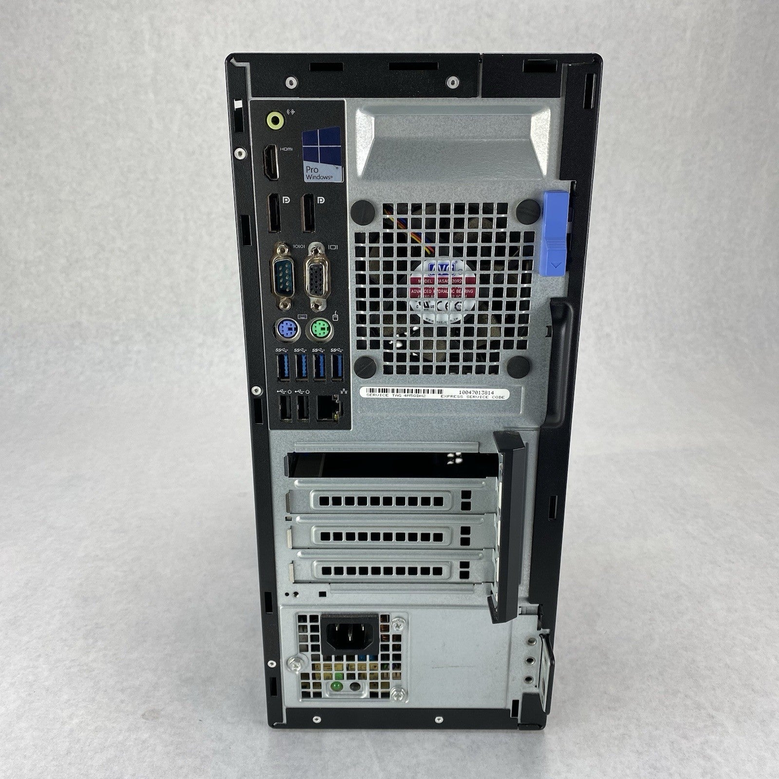 Lenovo ThinkCentre M900 SFF Intel Core i7-6700 3.4GHz 8GB RAM No HDD No OS