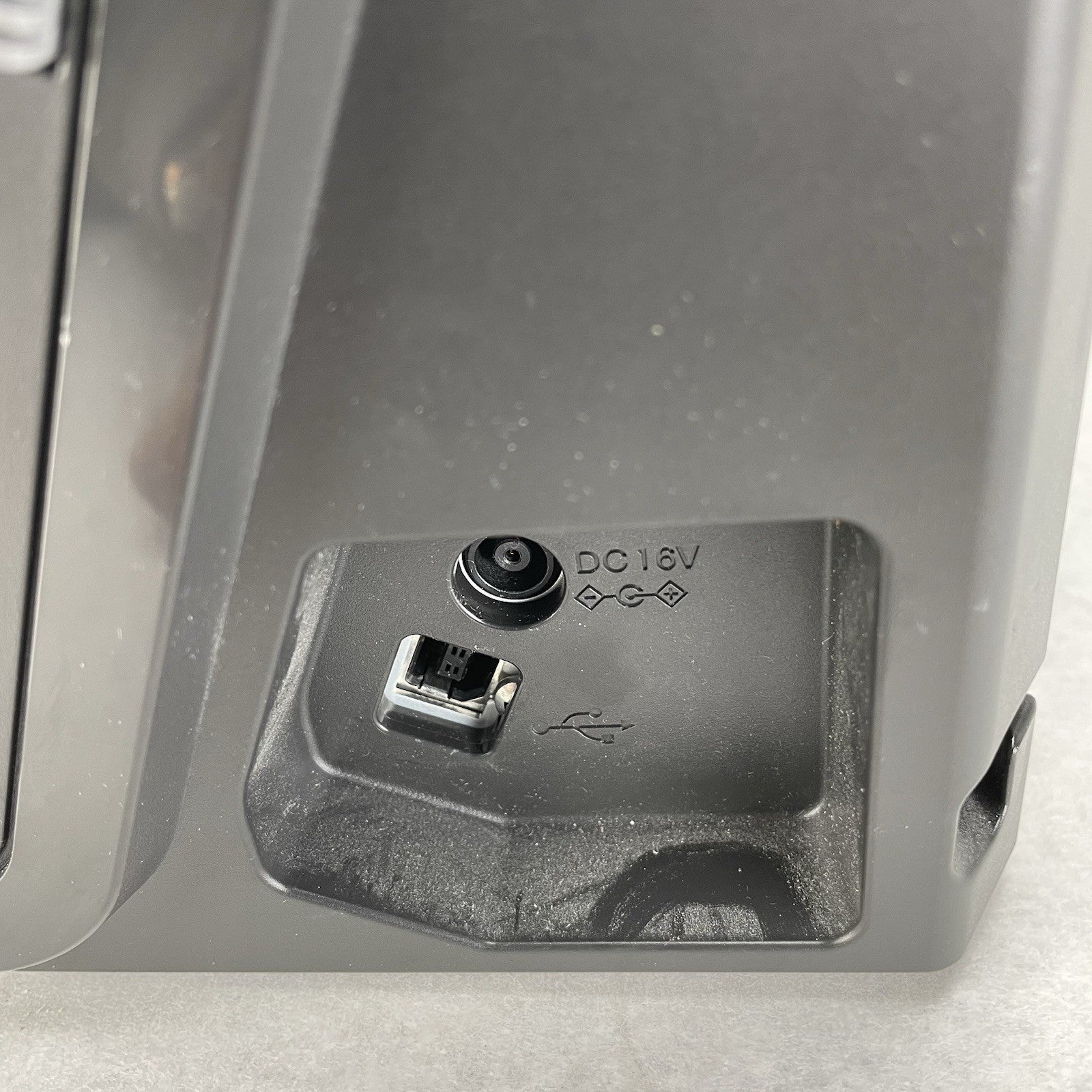 Canon ImageFormula DR-C125 Color Duplex Scanner M111081 w/ AC Adapter Untested