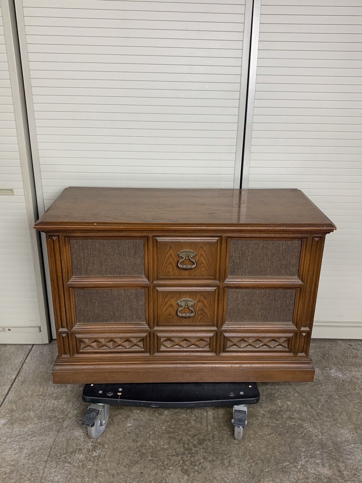 Vintage Zenith Record and Track Player JR900P3 For Parts and Repair