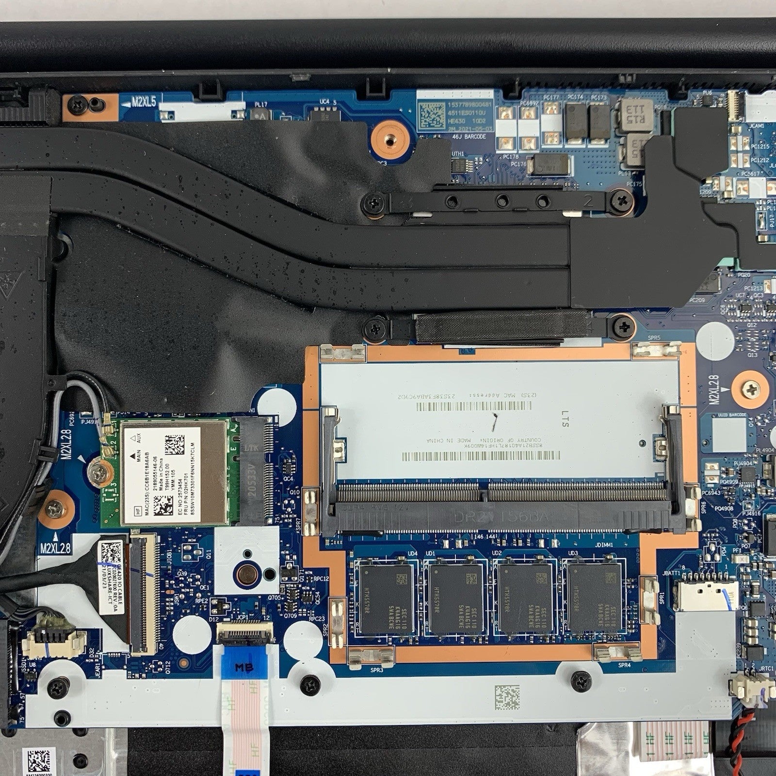 Lenovo ThinkPad E14 Gen 3 14" Ryzen 5 5500U 2.1Ghz 8 GB Ram No OS/HDD/AC Scratch12