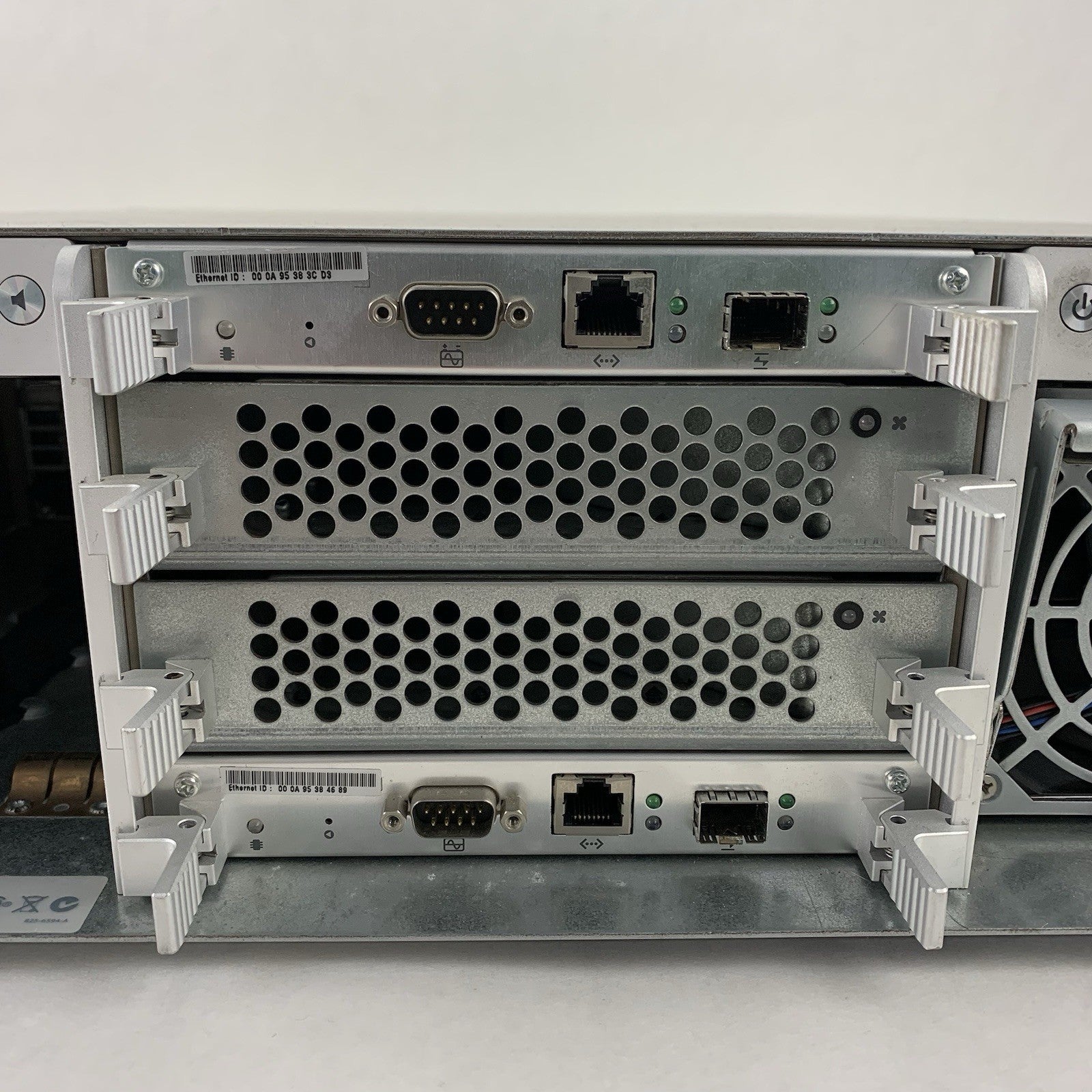 Apple Xserve Raid A1009 Network Enclosure w/ 2x 603-6332 1x PSU No HDDs No Caddy7