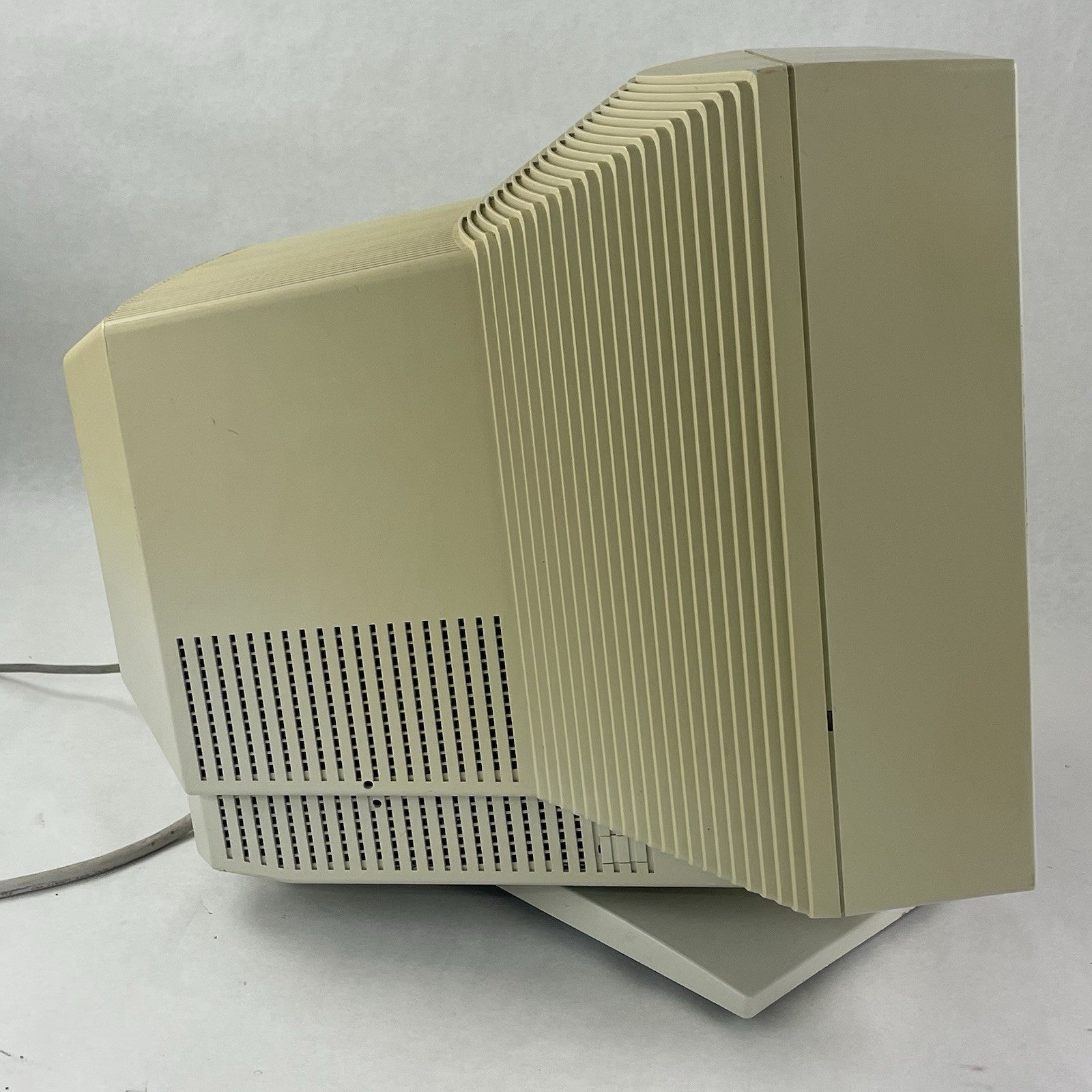 Dell UltraScan 18" P991 Flat Trinitron CRT Monitor6