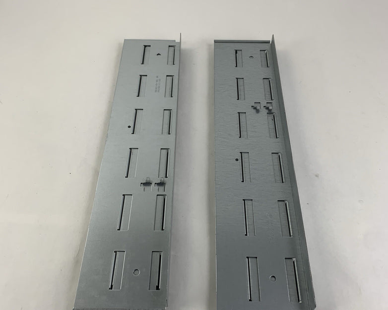 Foxconn 042-004-932 A02 042-004-934 A03 Left and Right Server Rails