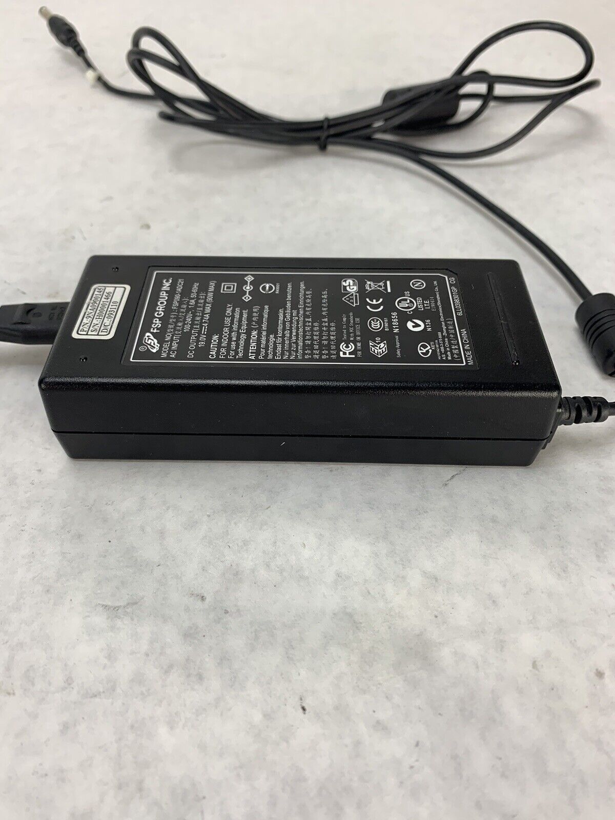 FSP GROUP AC Adapter FSP090-1ADC21 Charger Genuine 90W Adapter