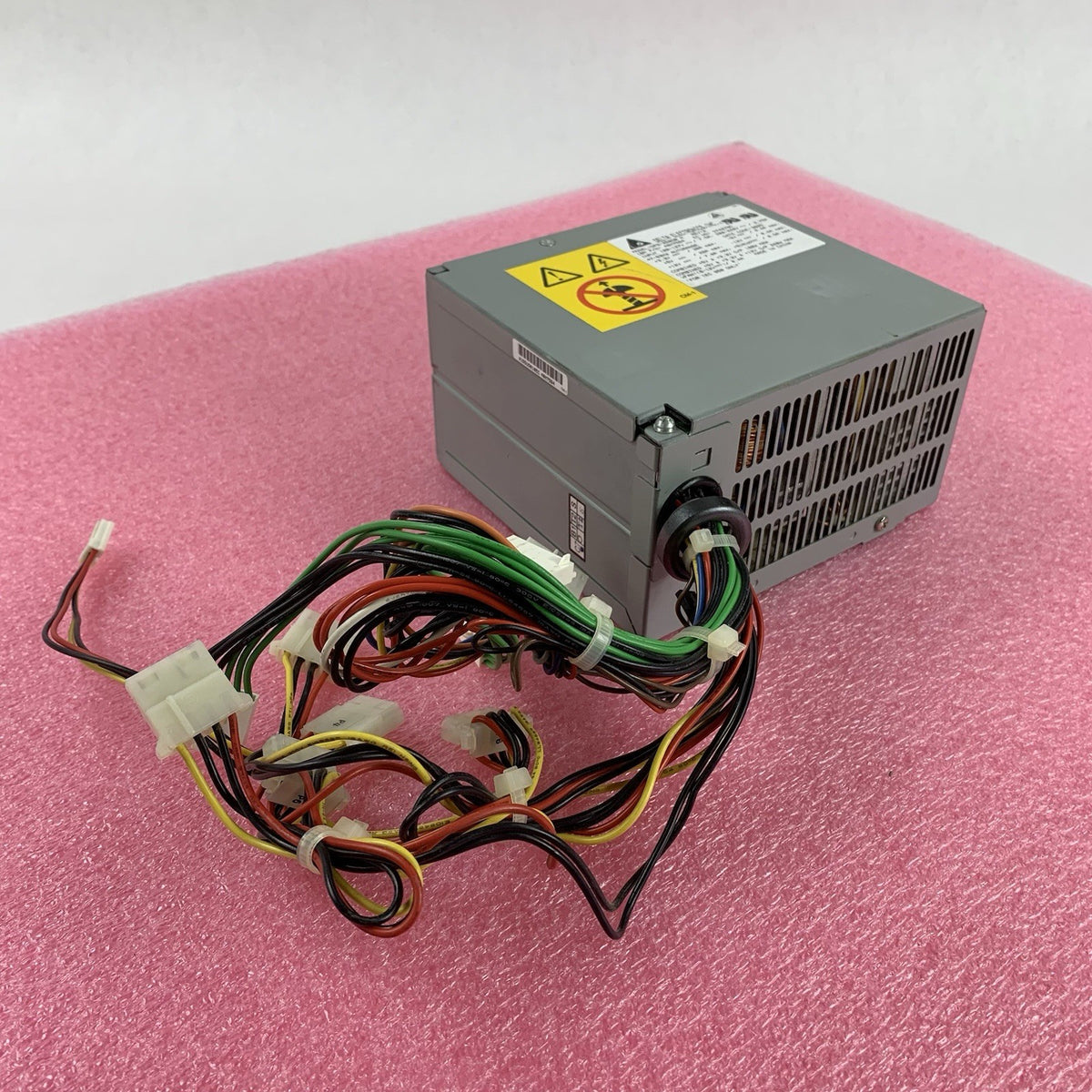 Delta DPS-250DB A 40H7564 250W Computer Power Supply0