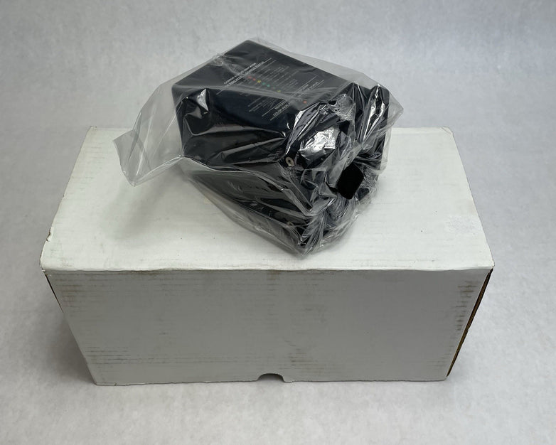 Motorola Impres Vehicular Car Rapid Charger NNTN7615C 377673 NNTN7616C