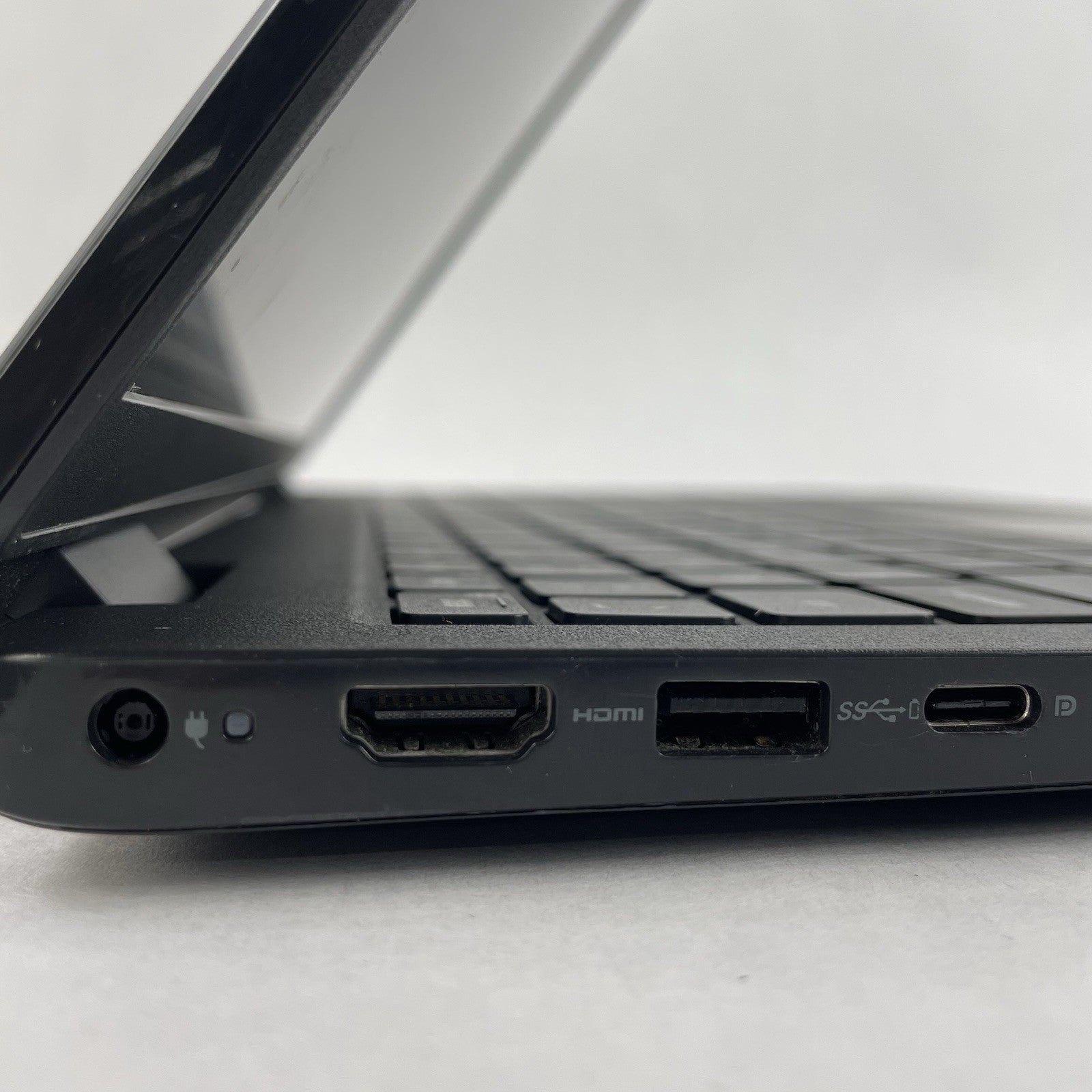 Dell Latitude 3520 15.6" i5-1145G7 2.60 GHz 8 GB RAM No SSD/OS/AC/Batt - READ5
