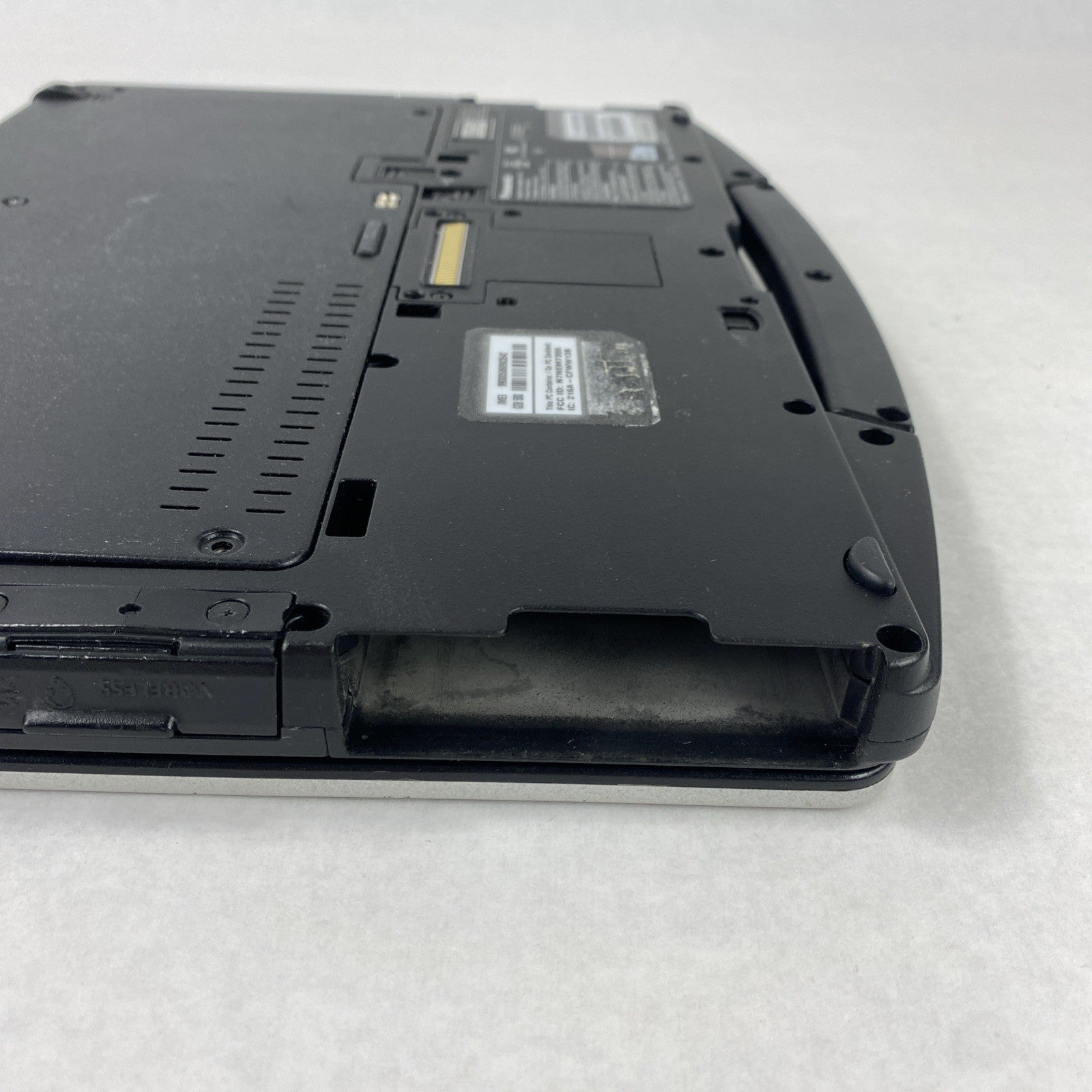 Panasonic Toughbook CF-54 14" Touch i5-6300U 2.4GHz 8GB RAM No Battery No HDD/OS