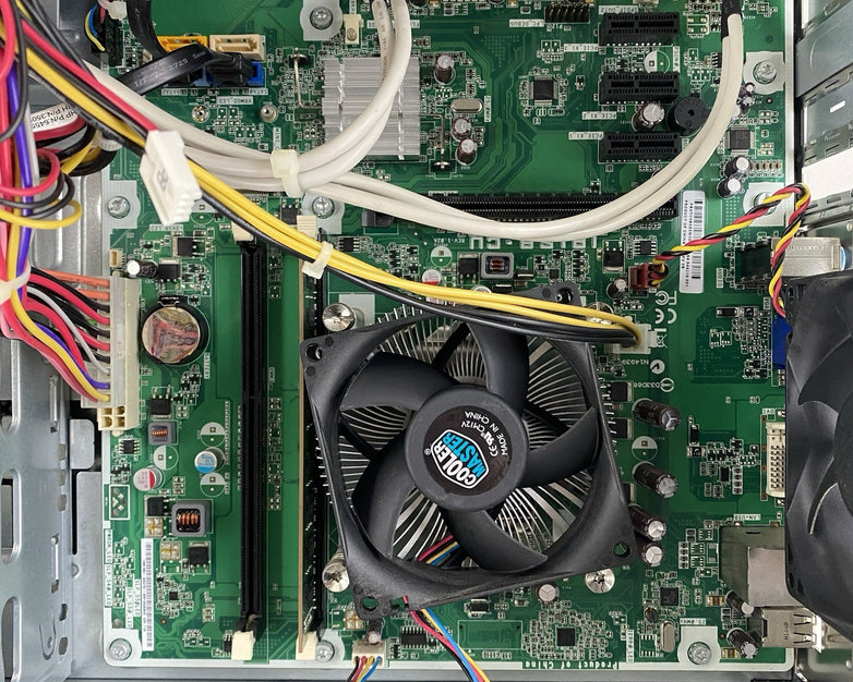 HP Pavilion P7-1017c MT Intel Core i3-2100 3.1GHz 4GB RAM No HDD No OS