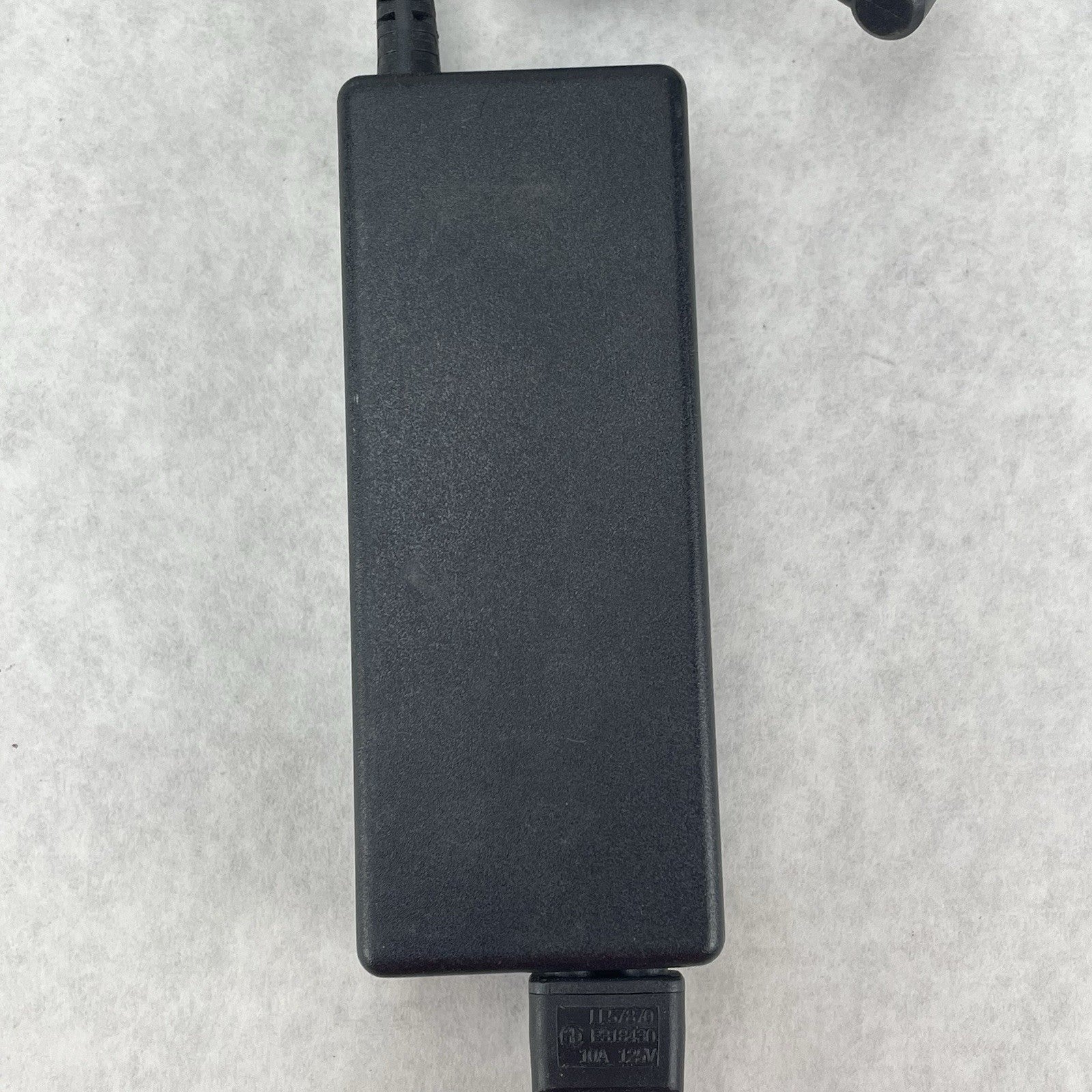 Delta Electronics ADP-90MD BB Power Adapter 90W 19V 4.74A Lot of 63