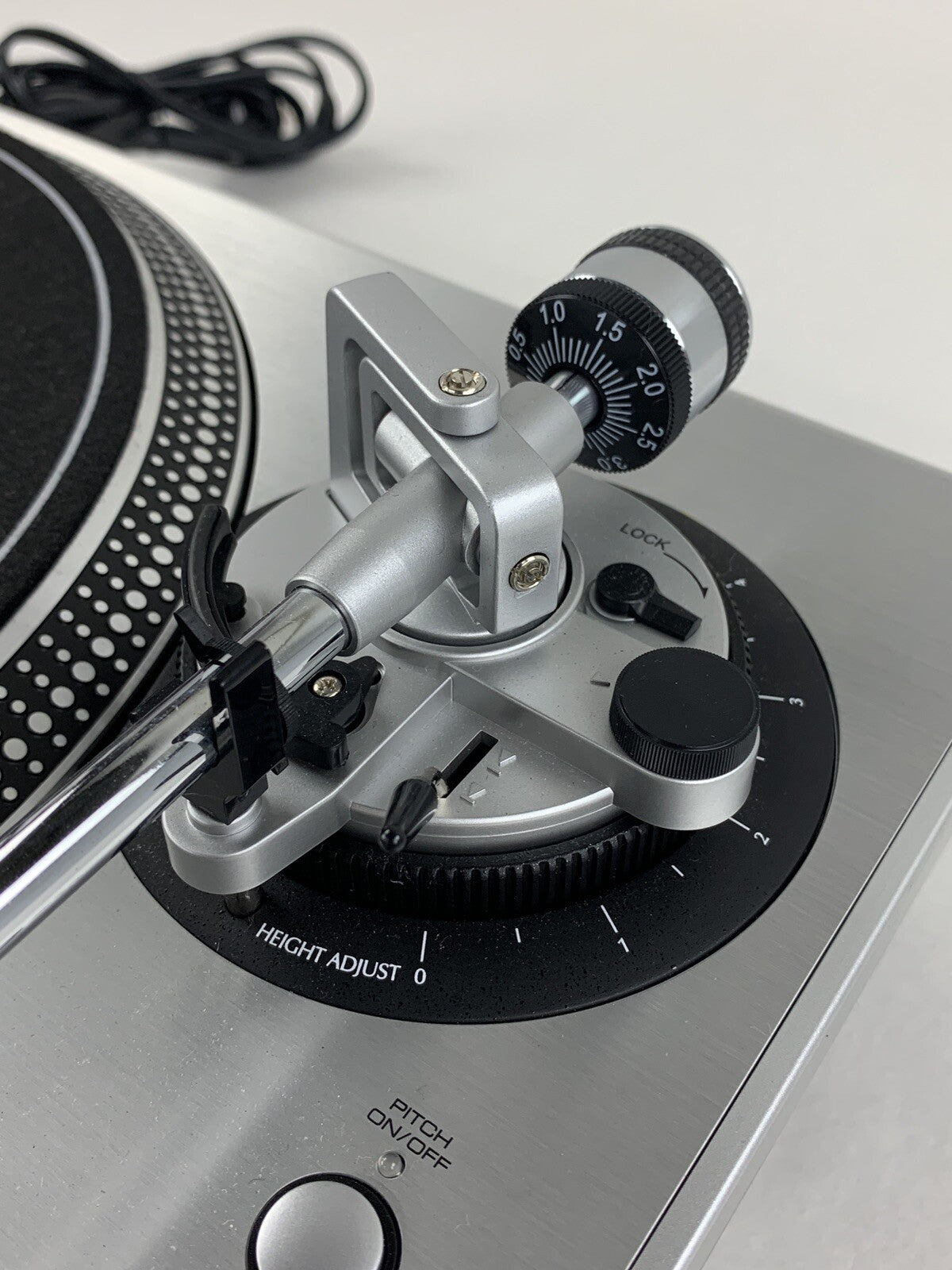 Stanton STR8-100 Digital Turntable Tested Needs New Needle