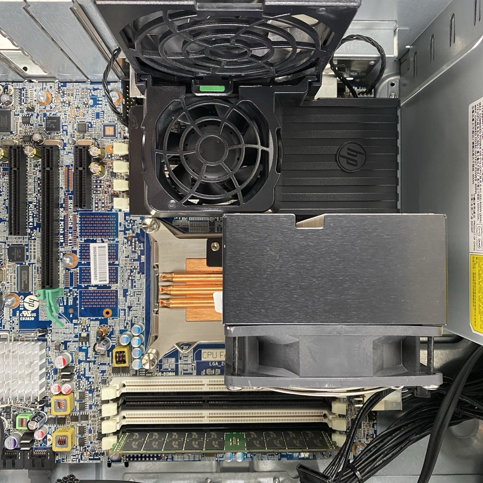 HP Z420 MT Intel Xeon E5-1620 3.6GHz 16GB RAM No HDD No OS No Video Card