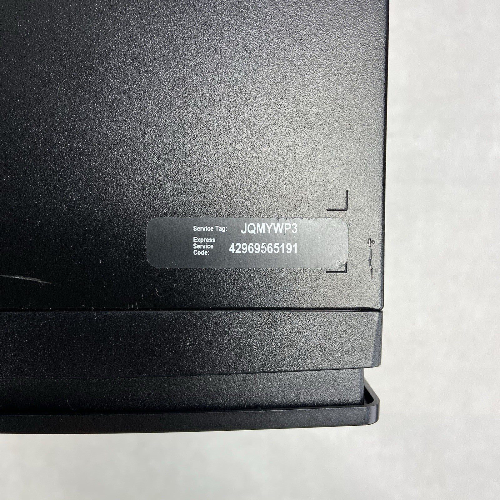Dell XPS 8950 MT Intel Core i5-12400 2.5GHz 8GB RAM No HDD No OS3