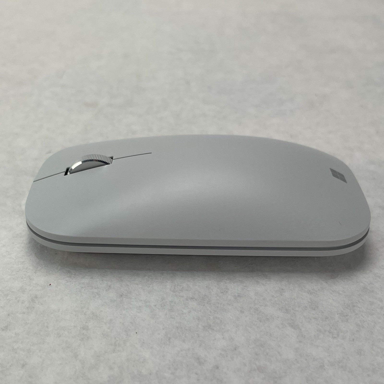 Microsoft 1679 Surface Modern Mobile Mouse Tested White2