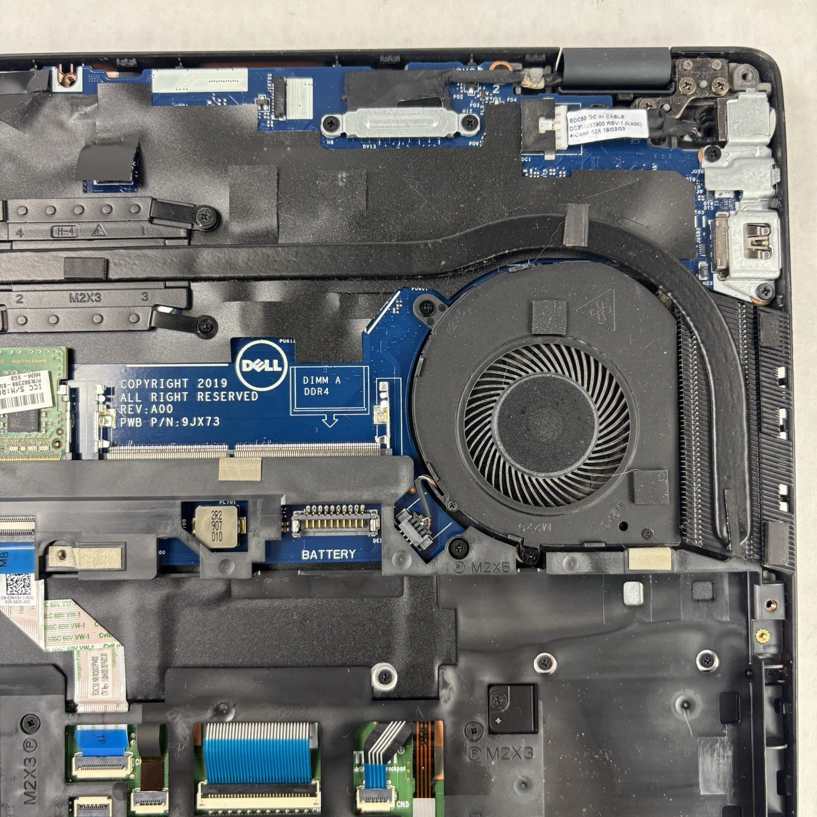 Dell Latitude 5500 15.6" Intel i5-8365U 1.6 GHz 8 GB Ram No OS No HDD No AC