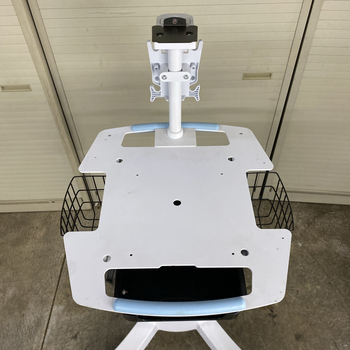 Welch Allyn 105341 Mobile Medical LPC Office Cart2