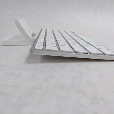 Apple iPad Keyboard Dock A1359 30-Pin 1st, 2nd Generation iPad Accessory