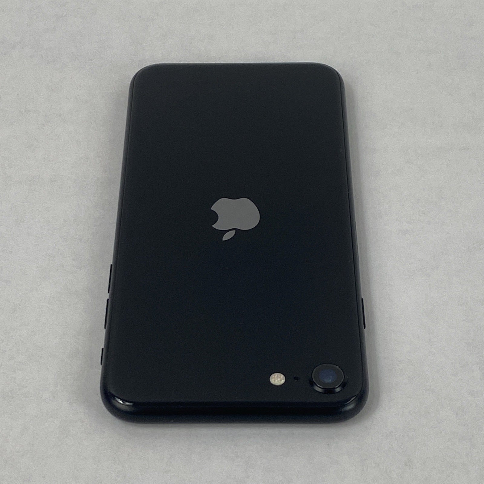 Apple iPhone SE 2nd Gen A2275 64GB Unlocked 4.7" Black IOS 26.5 -Service Battery17