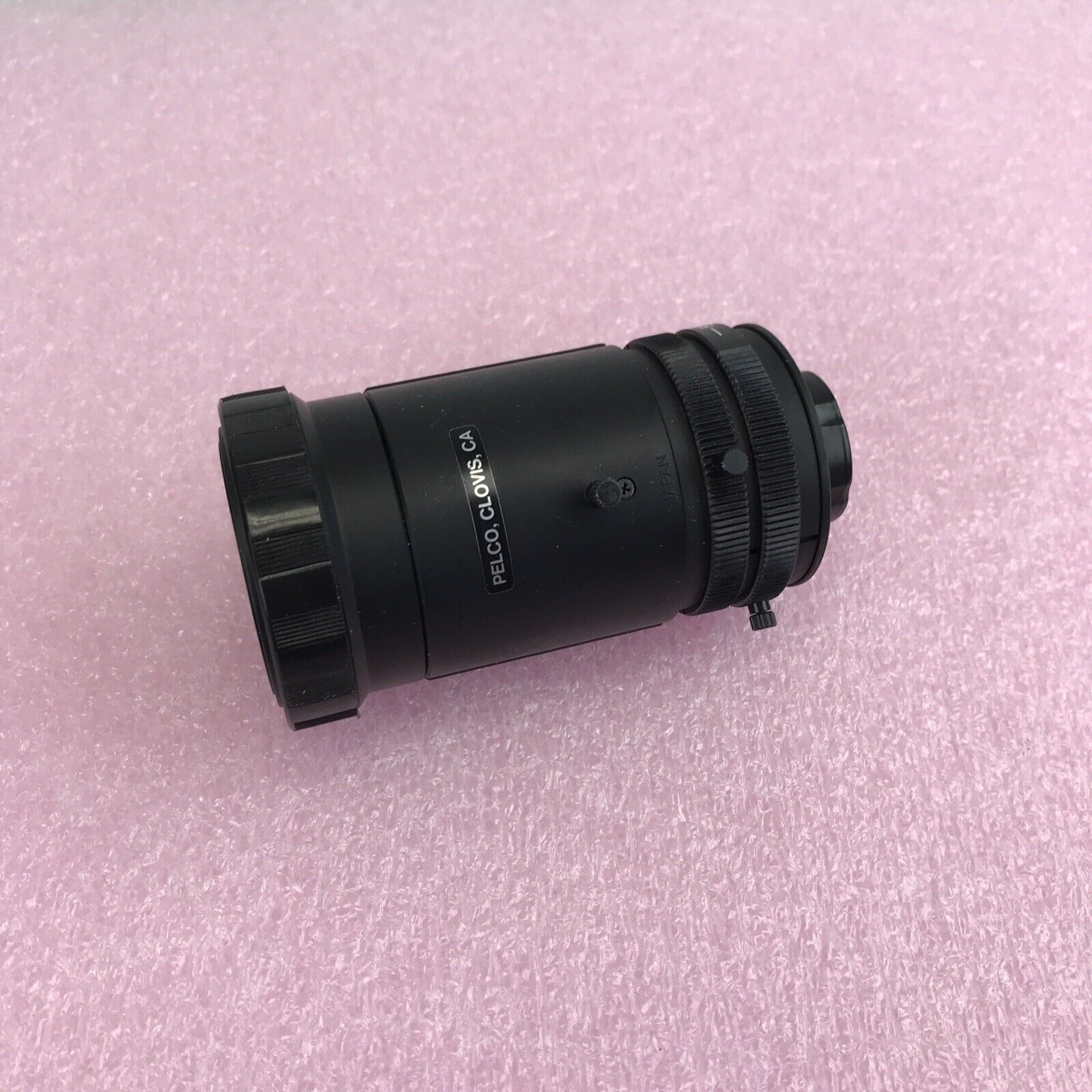 PELCO F1.8/5.5-82.5mm Security Camera Lens