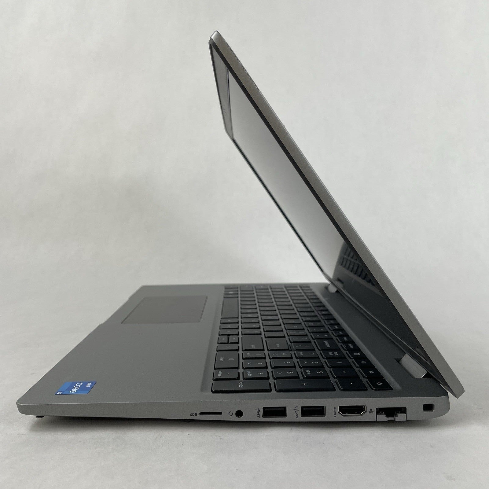 Dell Latitude 5530 15.6" i5-1245U 3.96 GHz 8 GB RAM No SSD/OS/AC - Scratched7