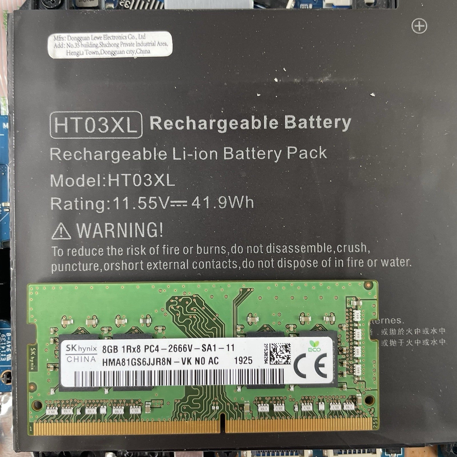 HP 15-da0046nr 15.6" i3-7020U 2.30 GHz 8 GB RAM No SSD No OS - Bad Bottom18