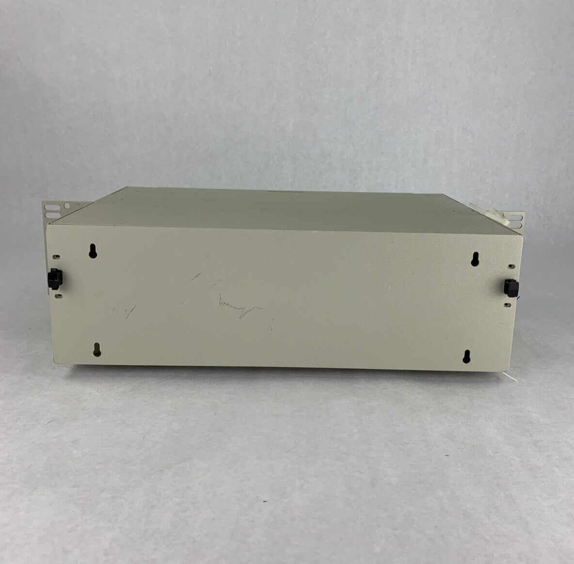 Siecor FDC-CMH-024 Rack Mount Jumper Storage Fiber Cabinet w/ Rack Ears