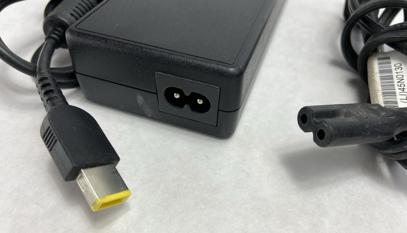 Lenovo 135W Charger ADL135NDC2A Power Adapter 20V 6.75A