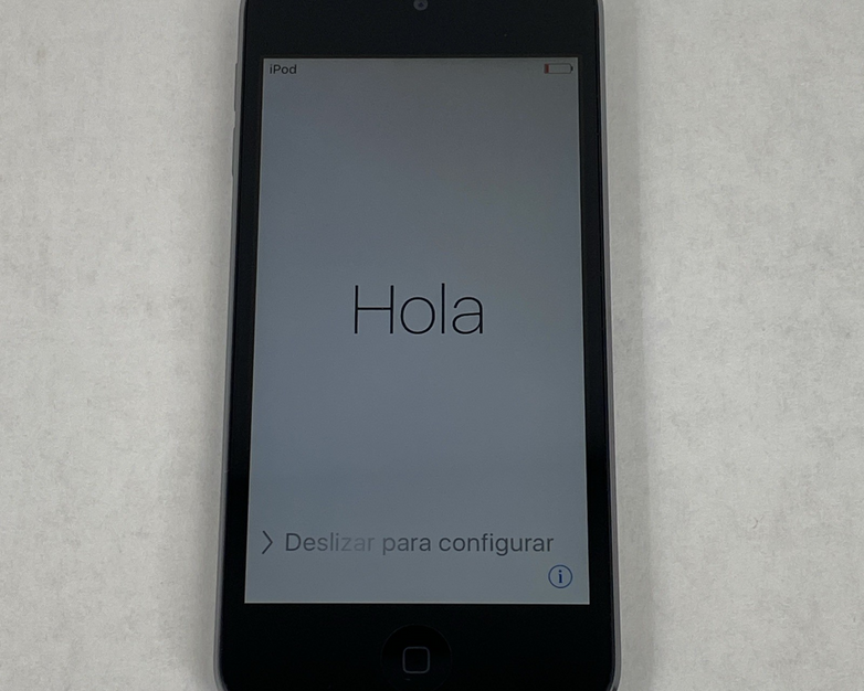 Apple iPod Touch 5th Gen A1421 16GB 4" Space Gray Slate