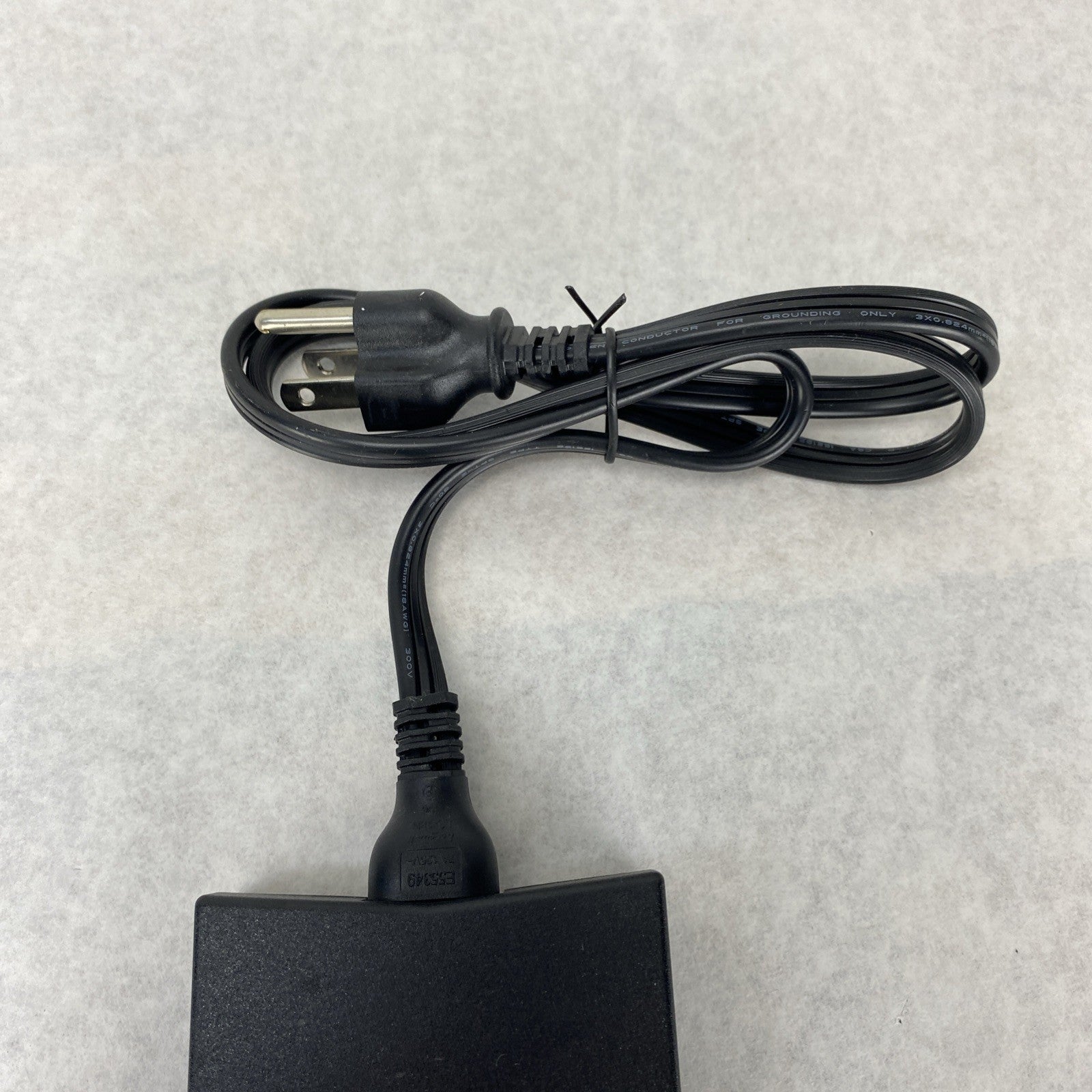 Dell HA130PM160 7.4mm 19.5V 6.7A 130W AC Power Adapter P7KJ5 (Lot of 6)